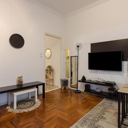 Classic And Modern Apartment In เอเธนส์ ภายนอก รูปภาพ