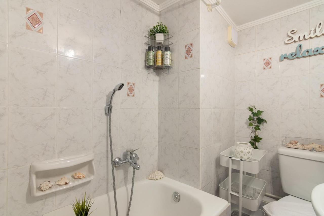 Classic And Modern Apartment In เอเธนส์ ภายนอก รูปภาพ