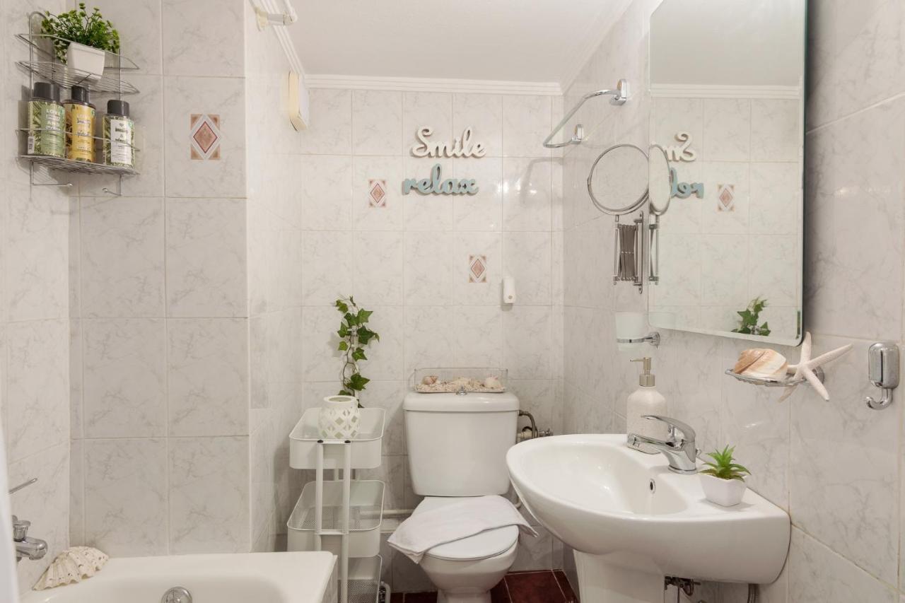 Classic And Modern Apartment In เอเธนส์ ภายนอก รูปภาพ